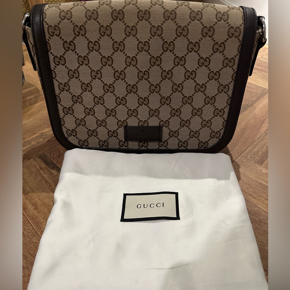 Gucci monogram flap messenger bag